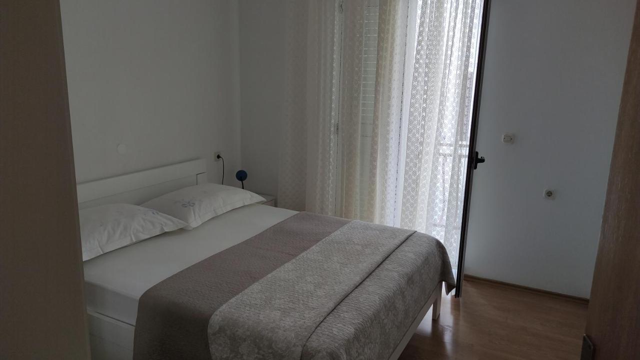 Apartmani Pjera Promajna Exterior foto